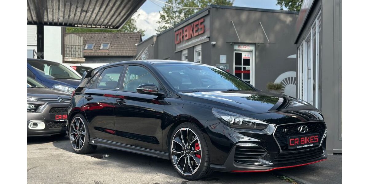 Hyundai i30 81.707 km 19.980 &euro; Solingen 42697