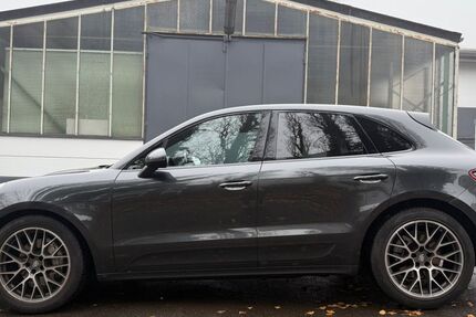 Porsche Macan 197.600 km 24.999 &euro; Remscheid 42857