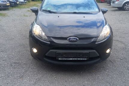 Ford Fiesta 136.100 km 3.600 &euro; Dortmund 44309