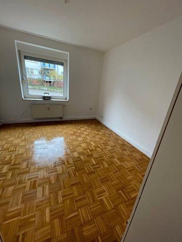 Erdgeschoßwohnung Essen Frillendorf - 2.5 Zimmer, 53 m&sup2;, 566&euro; | Angebot:26355248