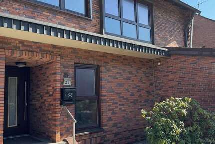 Haus Oberhausen Schmachtendorf - 5 Zimmer, 120 m&sup2;, 1.590&euro; | Angebot:26333741