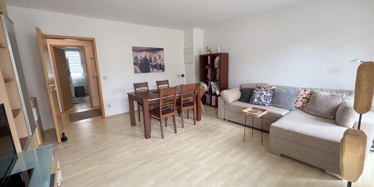 Etagenwohnung Bochum Stiepel - 2 Zimmer, 61 m&sup2;, 188.000&euro; | Angebot:25692712
