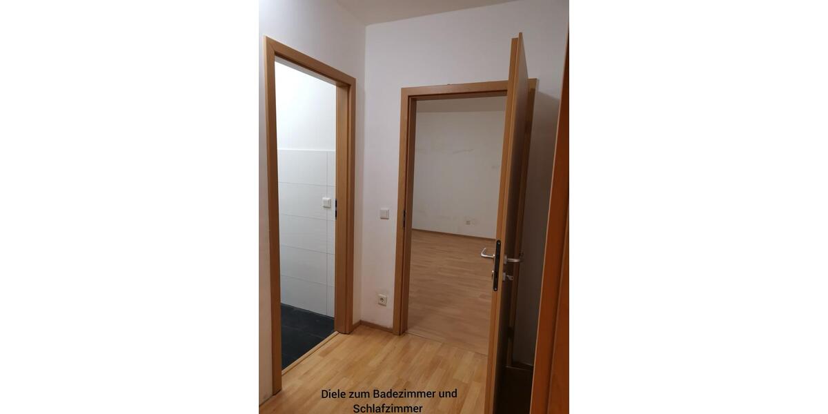 Dachgeschoßwohnung Wuppertal Gemarkung Langerfeld - 3 Zimmer, 76 m&sup2;, 500&euro; | Angebot:26381665