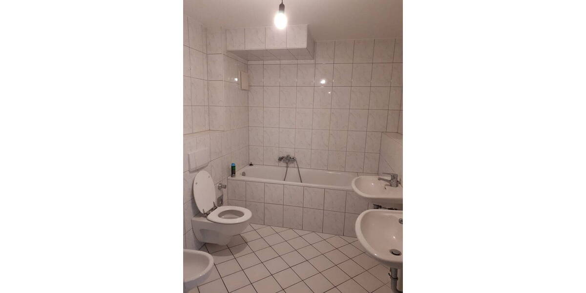 Etagenwohnung Bochum Linden - 3 Zimmer, 102 m&sup2;, 1.050&euro; | Angebot:26413975