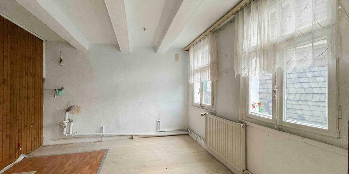Einfamilienhaus Solingen Gräfrath - 6 Zimmer, 108 m&sup2;, 160.000&euro; | Angebot:26080887