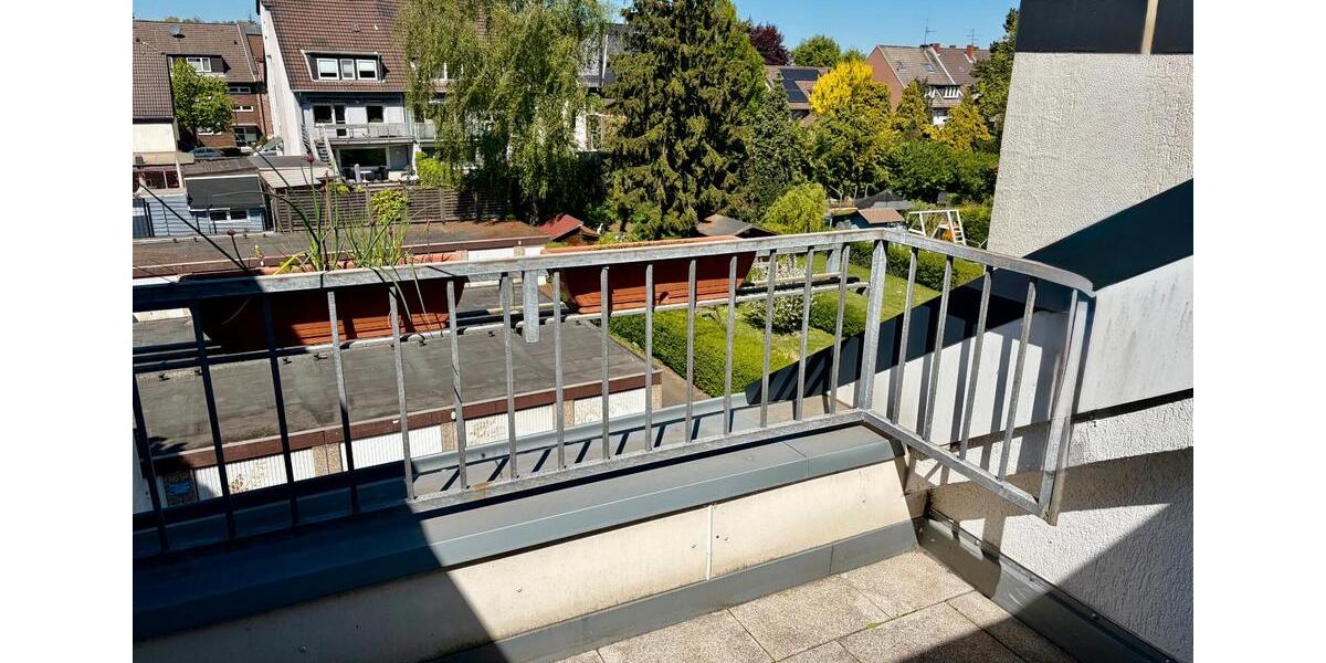 Dachgeschoßwohnung Bottrop - 3 Zimmer, 60 m&sup2;, 600&euro; | Angebot:26367454