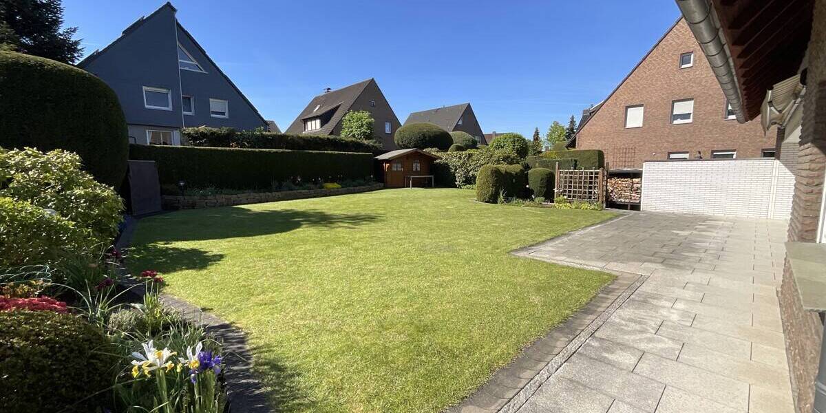 Mehrfamilienhaus, Wohnhaus Waltrop - 8 Zimmer, 215 m&sup2;, 415.000&euro; | Angebot:26723708