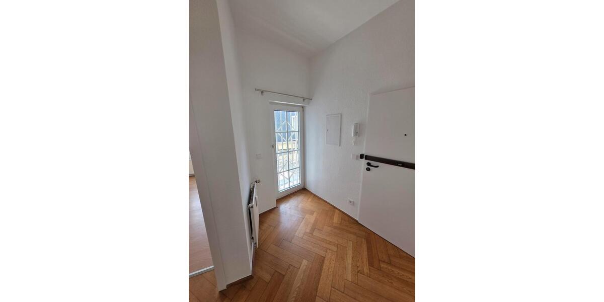 Etagenwohnung Hattingen - 2 Zimmer, 76 m&sup2;, 690&euro; | Angebot:26265940