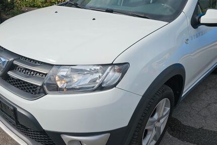 Dacia Sandero 54.270 km 4.999 &euro; Gelsenkirchen 45884