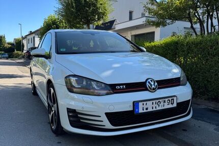 VW Golf 172.000 km 11.500 &euro; HAAN 42781