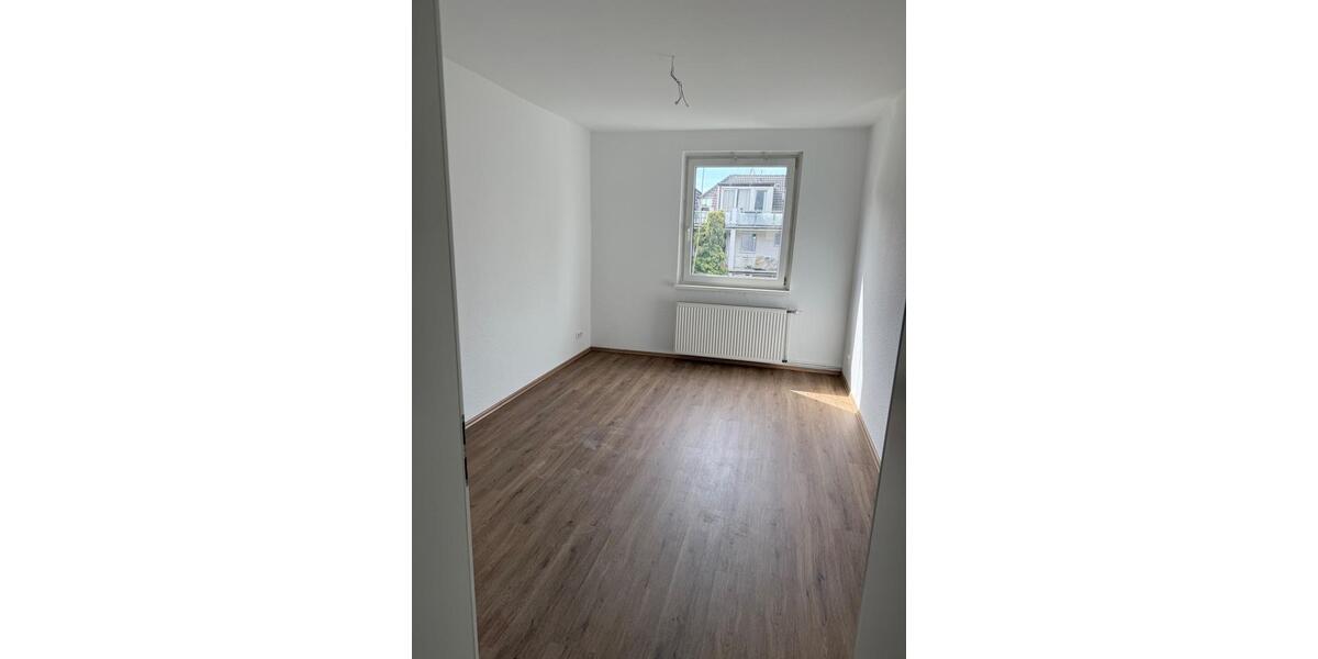 Etagenwohnung Bochum - 4 Zimmer, 73 m&sup2;, 693&euro; | Angebot:26375173