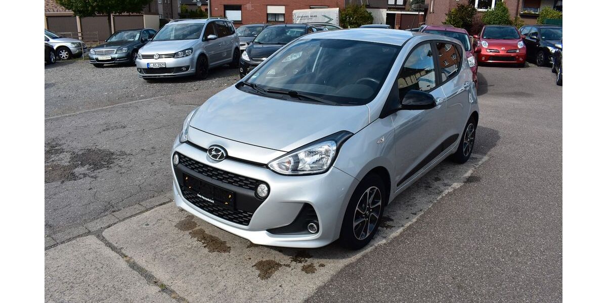 Hyundai i10 33.700 km 8.680 &euro; Oberhausen 46145