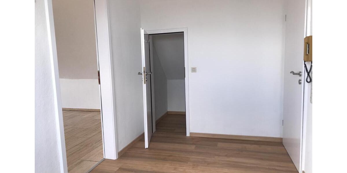 Dachgeschoßwohnung Dortmund Hörde - 1.5 Zimmer, 43 m&sup2;, 125.000&euro; | Angebot:26423526