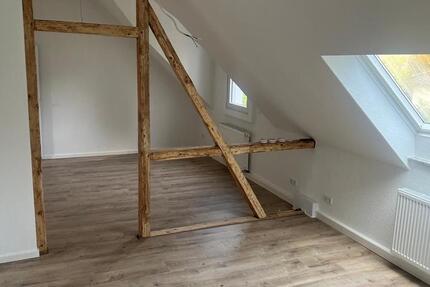 Wohnung Solingen Central - 4 Zimmer, 80 m&sup2;, 750&euro; | Angebot:26135864