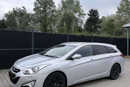 Hyundai i40 265.000 km 6.700 &euro; Oberhausen, Stadt 46045