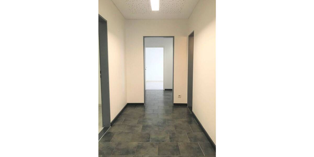 Gewerbeobjekt Gladbeck Mitte - 5 Zimmer, 121 m&sup2;, 750&euro; | Angebot:26817113