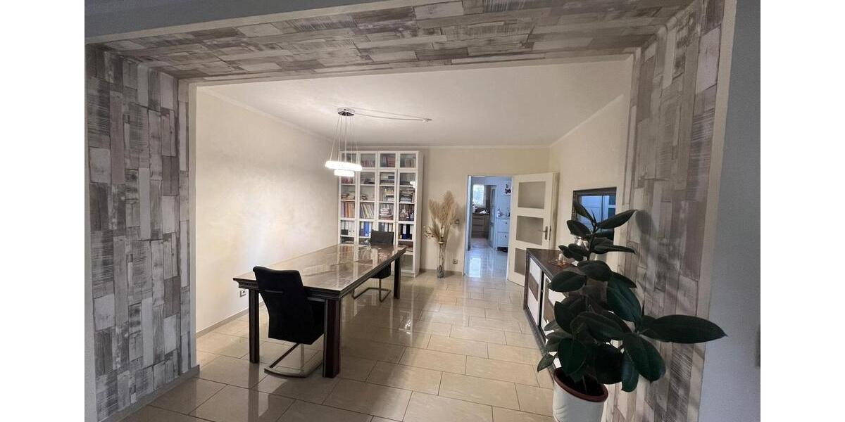 Etagenwohnung Hattingen Blankenstein - 4.5 Zimmer, 140 m&sup2;, 369.000&euro; | Angebot:24553114