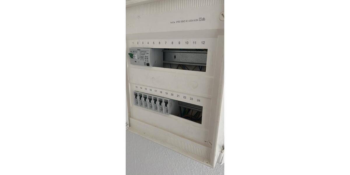 Dachgeschoßwohnung Mülheim an der Ruhr Dümpten - 3 Zimmer, 70 m&sup2;, 120.000&euro; | Angebot:26399013