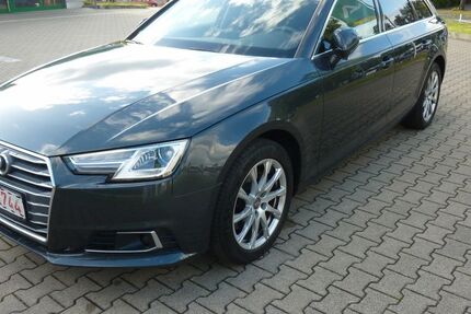 Audi A4 212.000 km 11.950 &euro; Essen 45144
