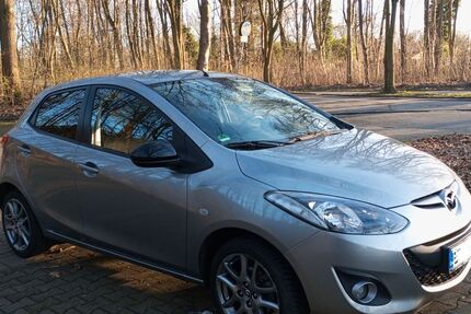 Mazda 2 24.000 km 7.300 &euro; Gelsenkirchen 45891