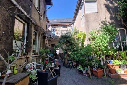 Haus Oberhausen - 1 Zimmer, 385 m&sup2;, 349.000&euro; | Angebot:27143038