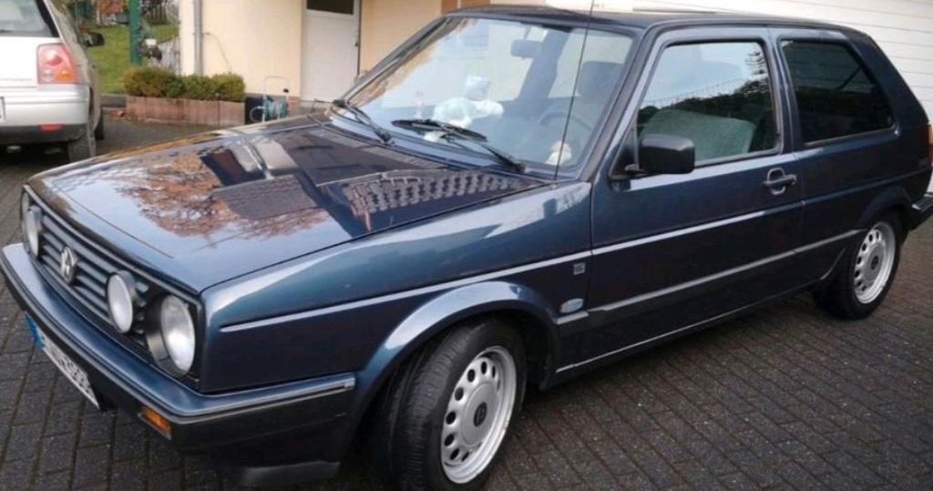 VW Golf 94.366 km 3.750 &euro; Solingen 42719