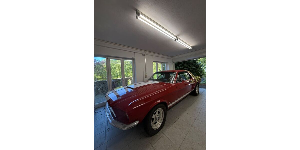Ford Mustang 100.000 km 20.000 &euro; Dortmund 44265