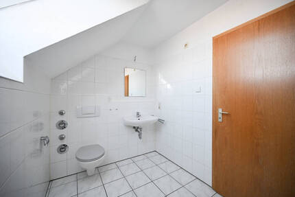 Wohnung Hattingen Holthausen - 3 Zimmer, 67 m&sup2;, 645&euro; | Angebot:26016761