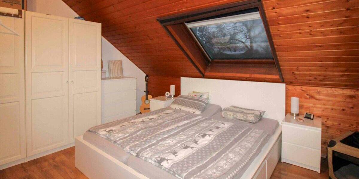 Reihenmittelhaus Duisburg Neumühl - 4 Zimmer, 110 m&sup2;, 255.000&euro; | Angebot:26331485