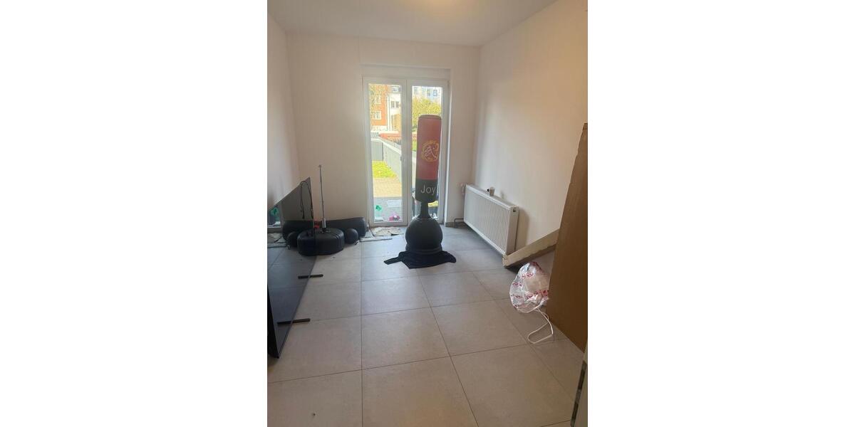 Erdgeschoßwohnung Gelsenkirchen Gelsenkirchen-Mitte - 3 Zimmer, 66 m&sup2;, 950&euro; | Angebot:26302886