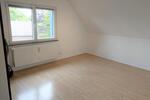 Dachgeschoßwohnung Duisburg Großenbaum - 3 Zimmer, 66 m&sup2;, 690&euro; | Angebot:25751625