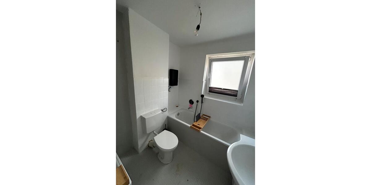 Erdgeschoßwohnung Schwerte - 3 Zimmer, 90 m&sup2;, 900&euro; | Angebot:26381611