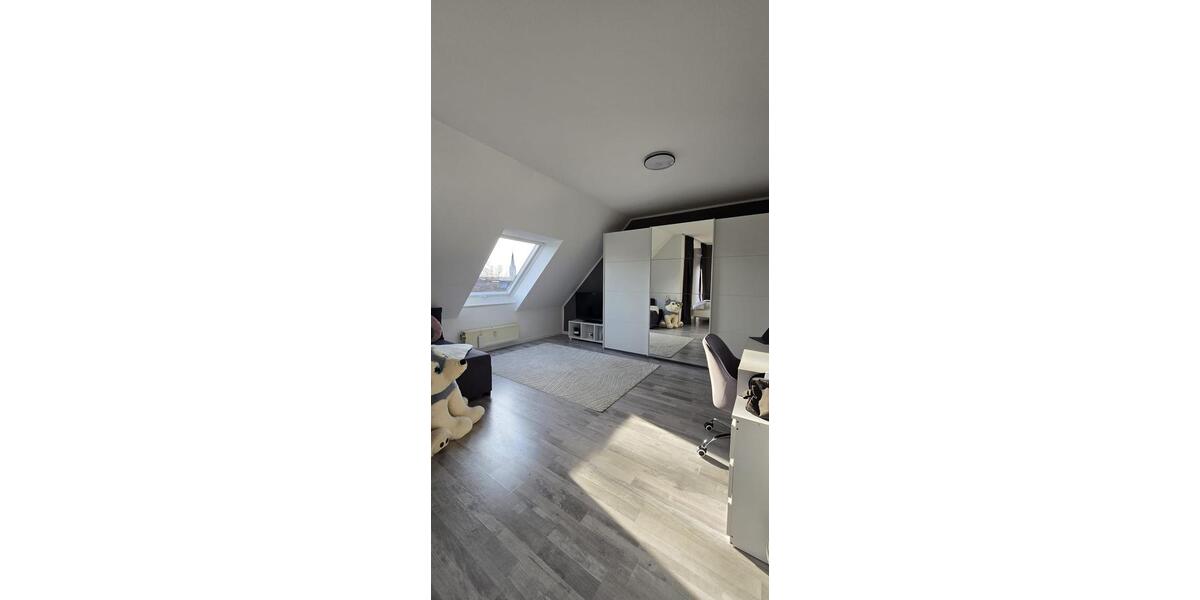 Dachgeschoßwohnung Solingen Ohligs - 2 Zimmer, 57 m&sup2;, 170.000&euro; | Angebot:26877057
