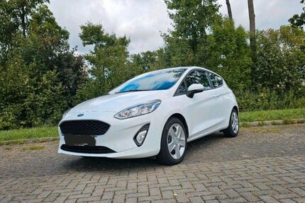 Ford Fiesta 83.500 km 8.200 &euro; Marl 45770