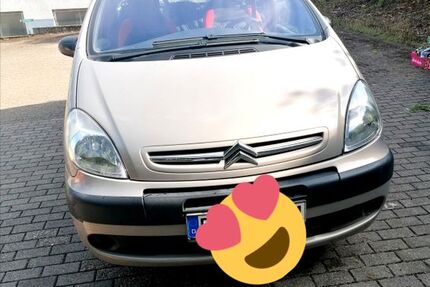 Citroen Xsara Picasso 112.800 km 2.300 &euro; Remscheid 42899