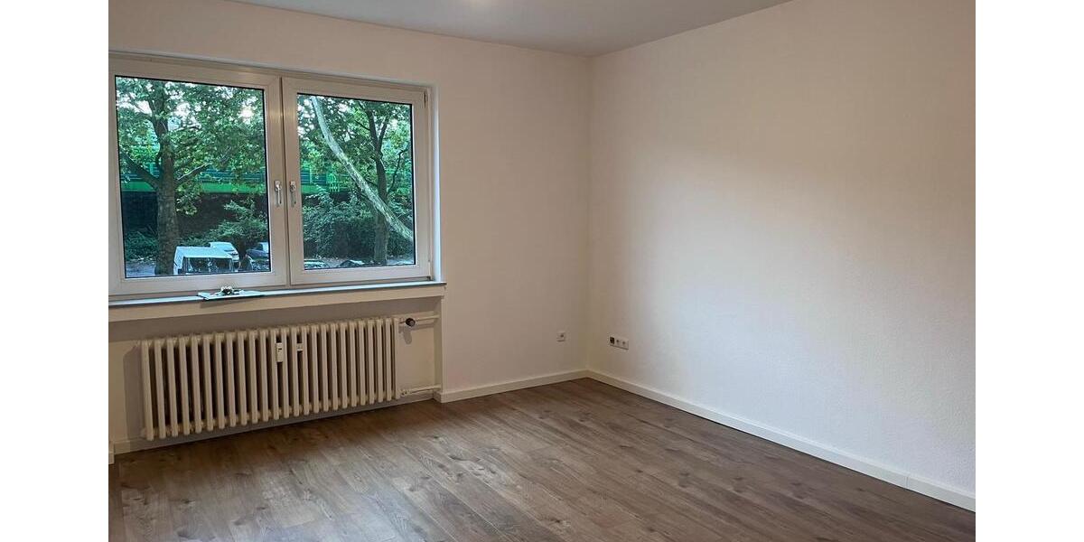 Etagenwohnung Essen Stadtbezirk III - 1 Zimmer, 29 m&sup2;, 480&euro; | Angebot:26386983