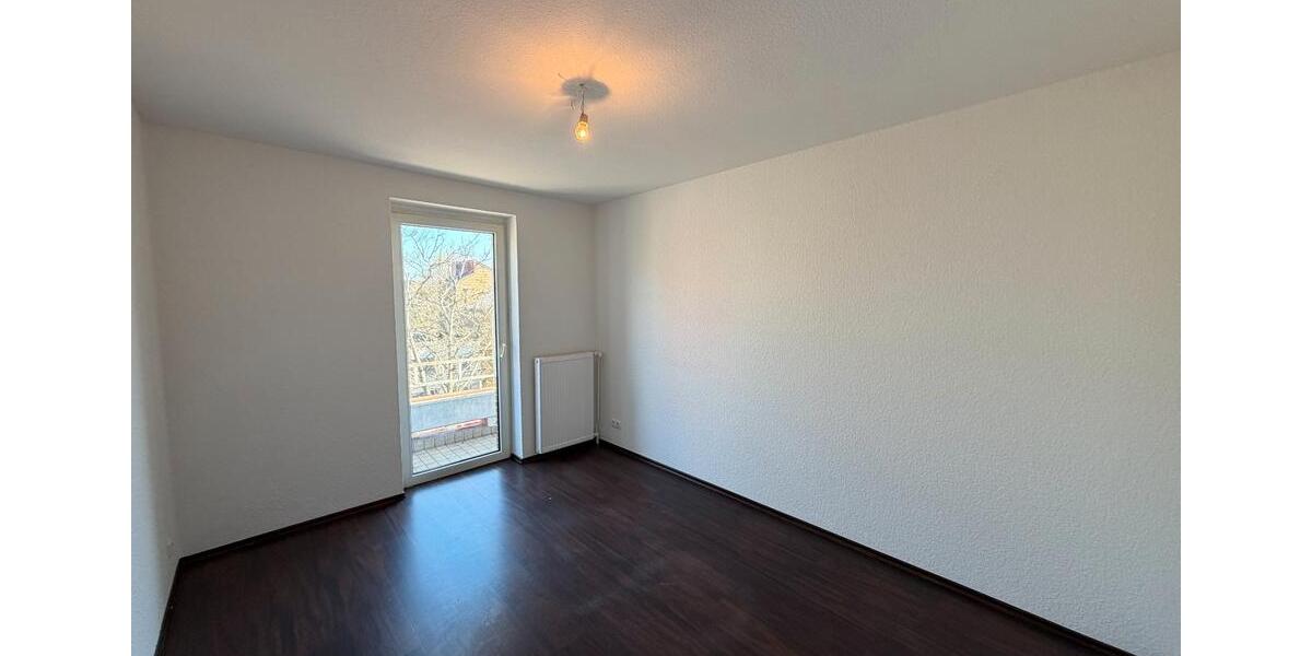 Etagenwohnung Gelsenkirchen Ückendorf - 3 Zimmer, 81 m&sup2;, 730&euro; | Angebot:26060278
