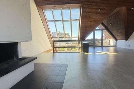 Wohnung Wuppertal - 4 Zimmer, 142 m&sup2;, 1.235&euro; | Angebot:26193973