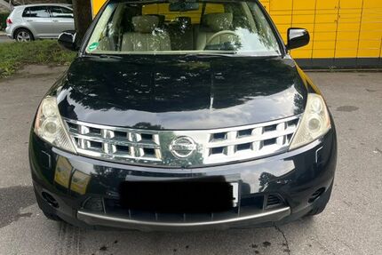 Nissan Murano 146.970 km 4.990 &euro; Essen 45219
