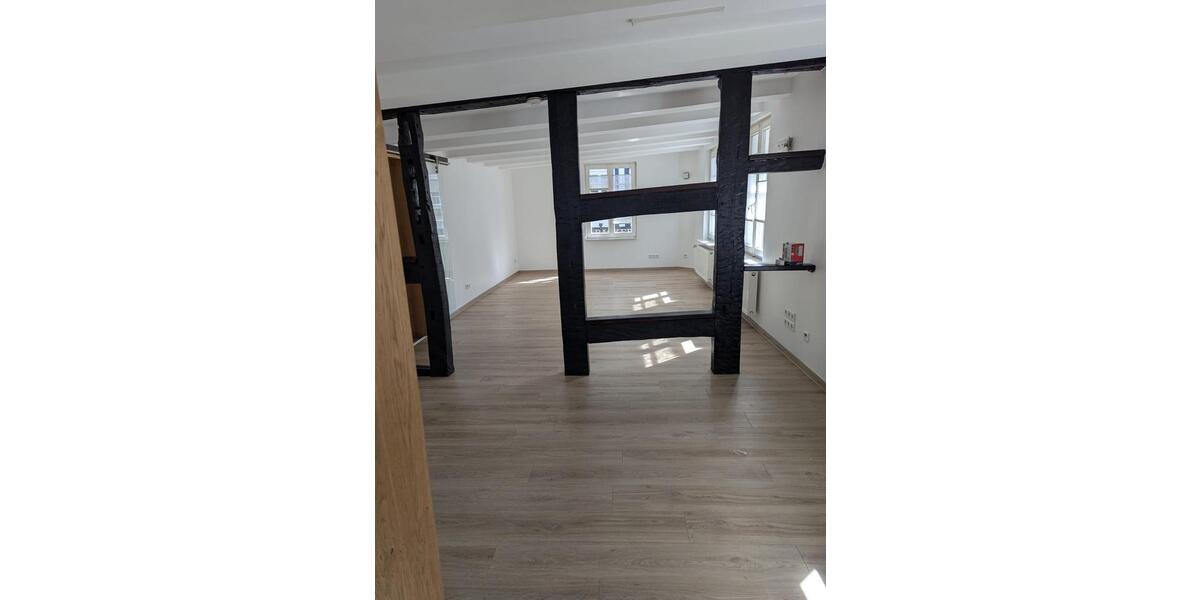 Etagenwohnung Hattingen - 4 Zimmer, 120 m&sup2;, 1.100&euro; | Angebot:26132191