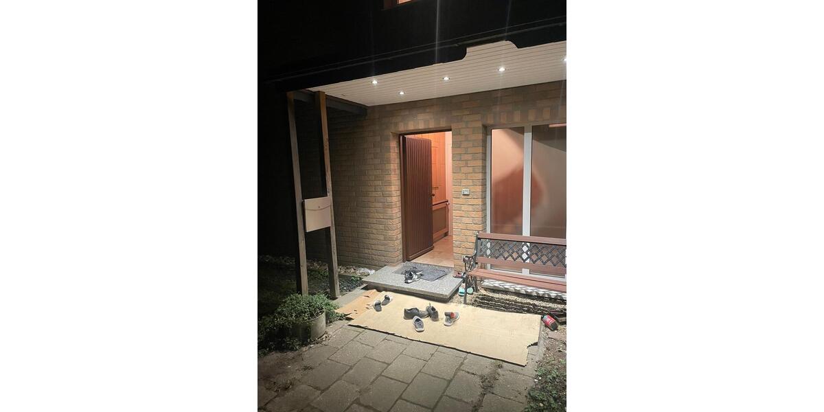 Etagenwohnung Essen Stadtbezirk VIII - 4 Zimmer, 95 m&sup2;, 1.500&euro; | Angebot:26112921