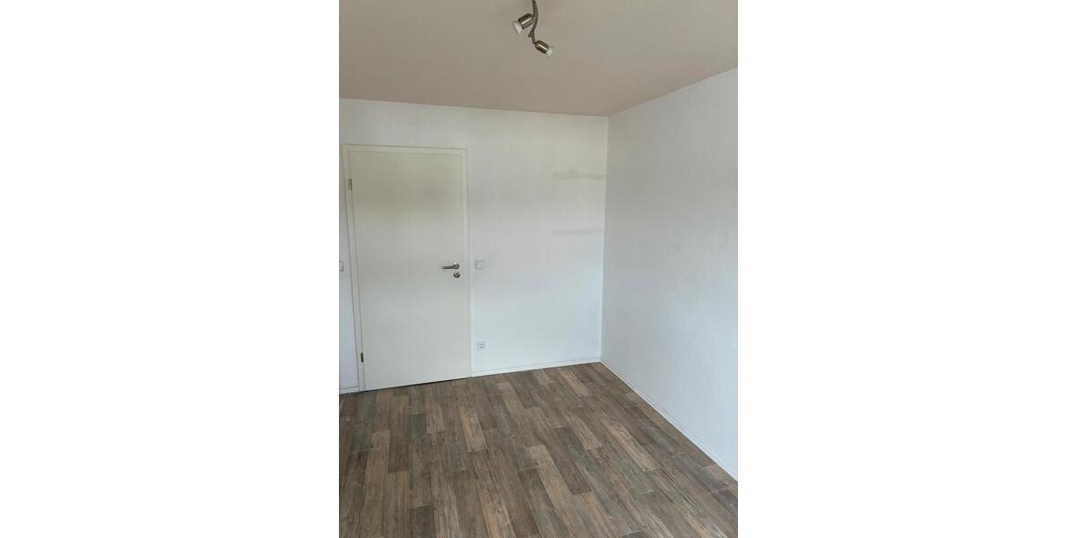 Etagenwohnung Essen Stadtbezirk IV - 3 Zimmer, 72 m&sup2;, 690&euro; | Angebot:26193480