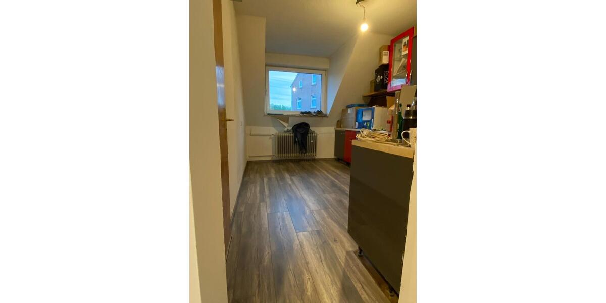 Dachgeschoßwohnung Dortmund Huckarde - 3 Zimmer, 84 m&sup2;, 1.110&euro; | Angebot:26342987