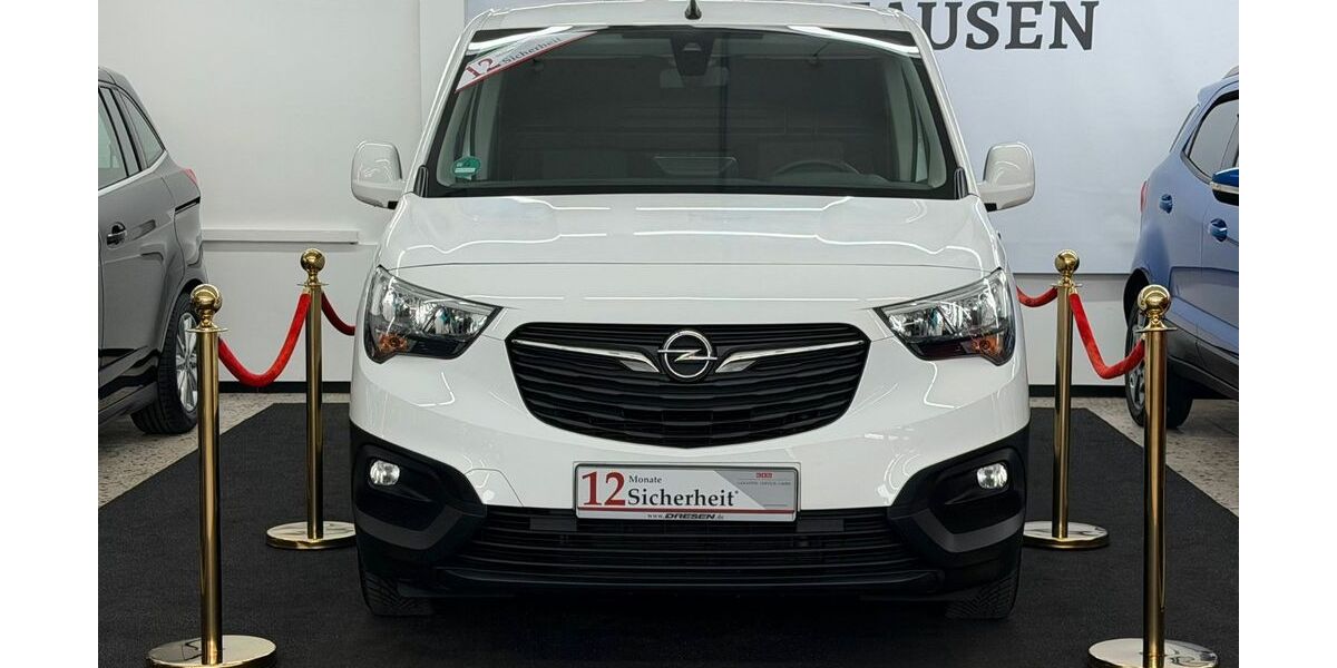 Opel Combo 118.957 km 11.899 &euro; Oberhausen 46049