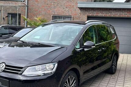 VW Sharan 138.000 km 16.950 &euro; Solingen 42651