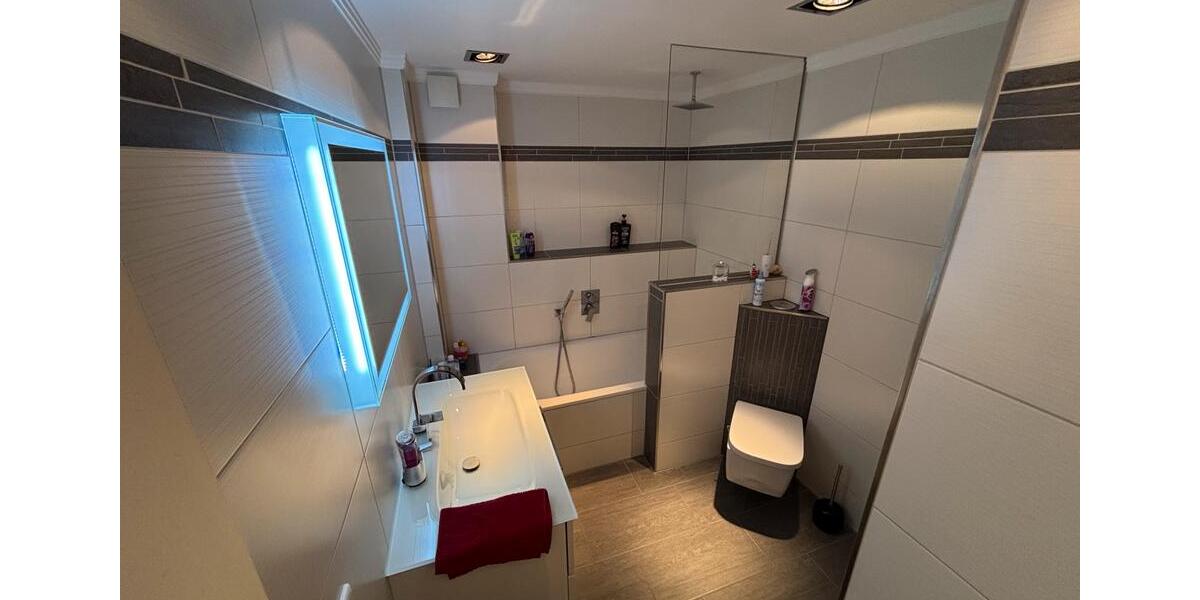 Etagenwohnung Mülheim an der Ruhr - 2 Zimmer, 67 m&sup2;, 148.000&euro; | Angebot:26414908