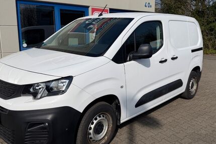 Peugeot Partner 132.800 km 8.999 &euro; Bochum 44894