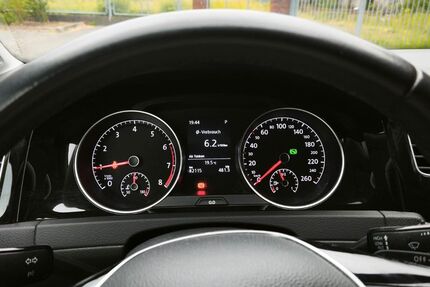 VW Golf 82.115 km 14.500 &euro; Dortmund 44369