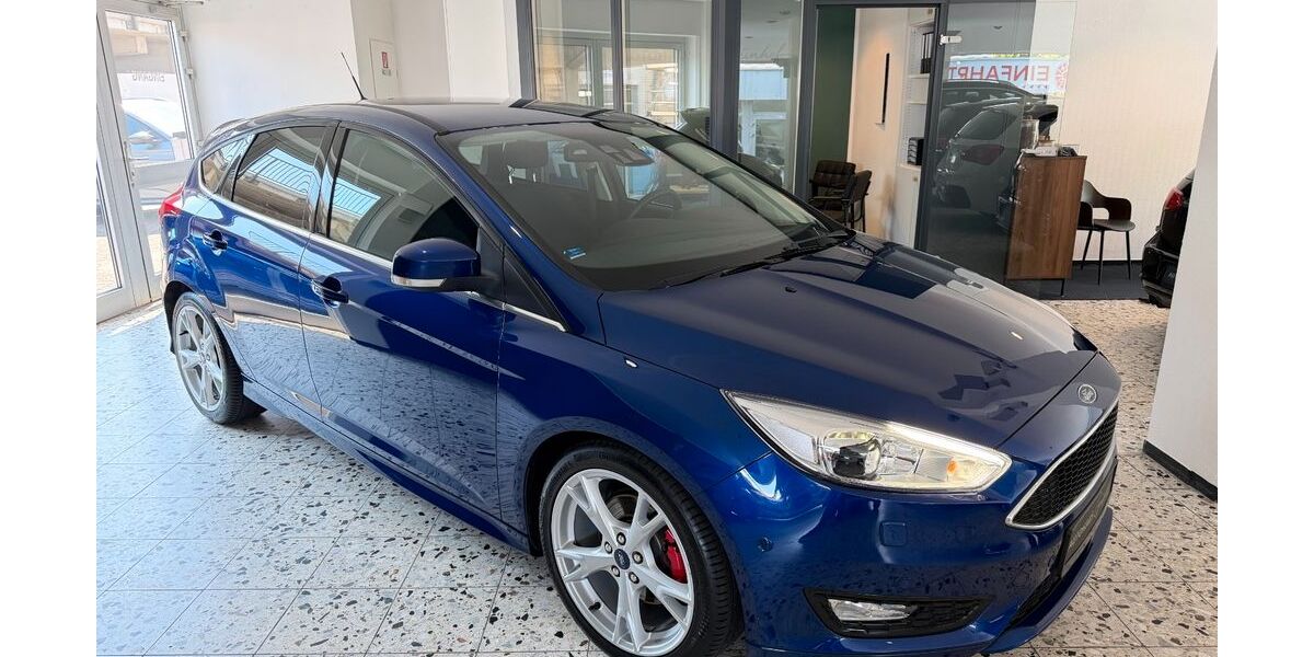 Ford Focus 89.989 km 10.700 &euro; Remscheid 42853