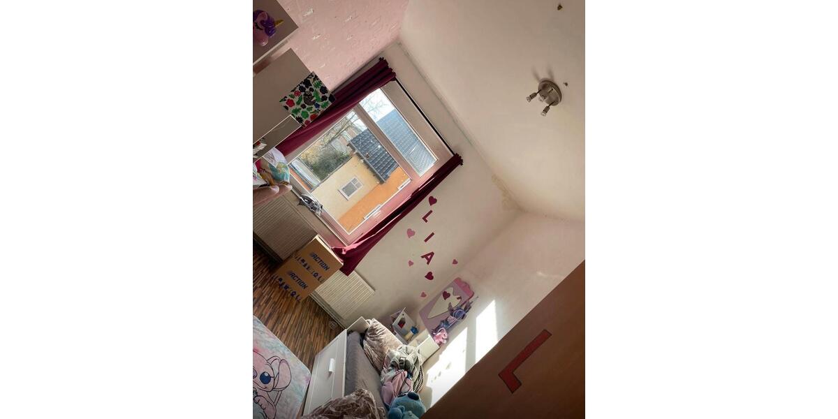 Erdgeschoßwohnung Duisburg Mittelmeiderich - 3 Zimmer, 80 m&sup2;, 618&euro; | Angebot:26225015